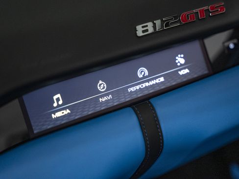 Used 2022 Ferrari 812 GTS RWD image 42