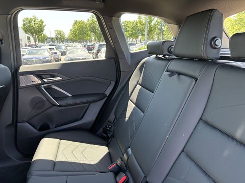 Certified 2025 BMW X1 xDrive28i w/ Premium Package AWD/4WD image 33