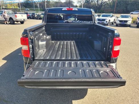 Certified 2022 Ford Maverick Lariat w/ Equipment Group 500A Standard image 8