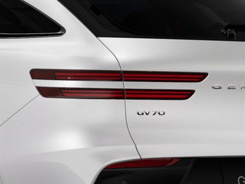 New 2026 Genesis GV70 2.5T Select AWD/4WD image 10