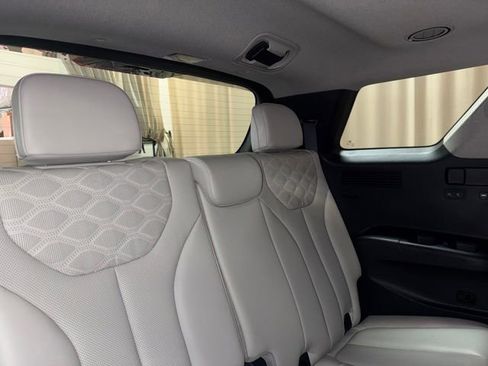 Used 2021 Hyundai Palisade Limited image 26
