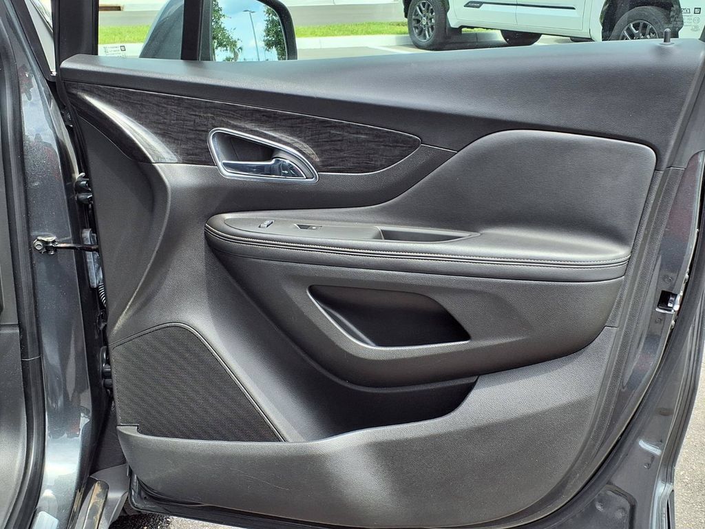Used 2016 Buick Encore FWD image 12