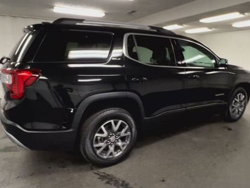 Certified 2023 GMC Acadia SLT image 8