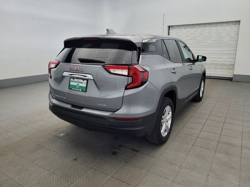 Used 2024 GMC Terrain SLE AWD/4WD image 9