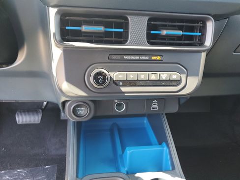 New 2026 Ford Maverick XLT image 17