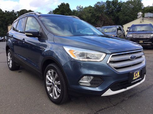 Used 2018 Ford Escape Titanium w/ Ford Safe & Smart Package AWD/4WD image 6