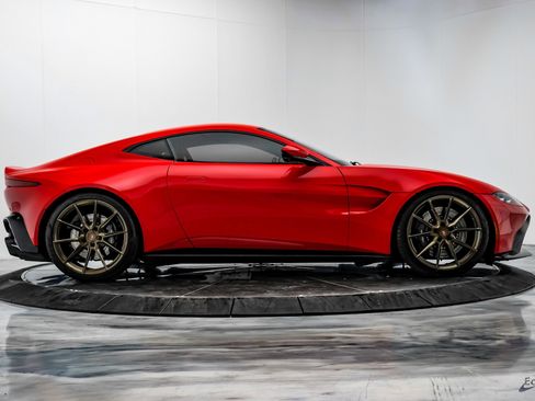 Used 2019 Aston Martin V8 Vantage Coupe image 20