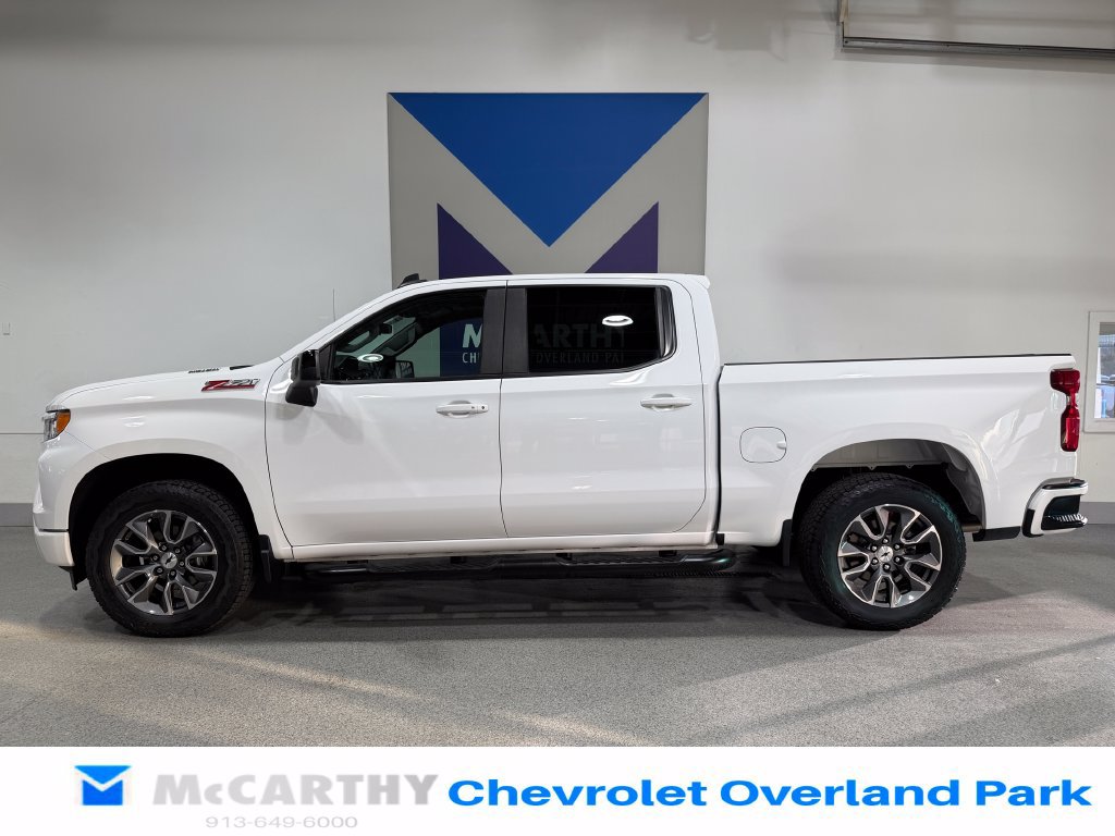 Used 2023 Chevrolet Silverado 1500 RST w/ Convenience Package II AWD/4WD image 8