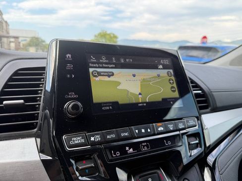 Used 2024 Honda Odyssey Touring image 40