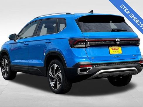 New 2025 Volkswagen Taos SE image 3