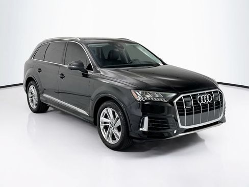 Certified 2023 Audi Q7 3.0T Prestige AWD/4WD image 3