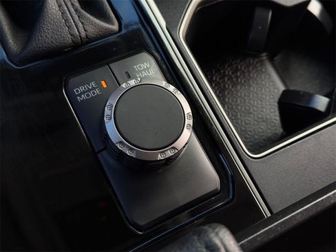 Used 2023 Toyota Tundra SR5 image 32