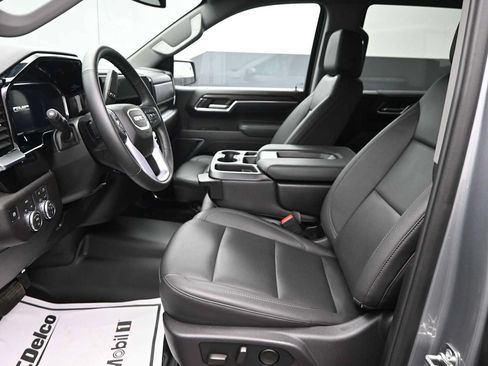 Used 2026 GMC Sierra 1500 SLT AWD/4WD image 13