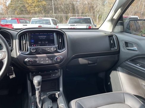 Used 2022 GMC Canyon AT4 image 23