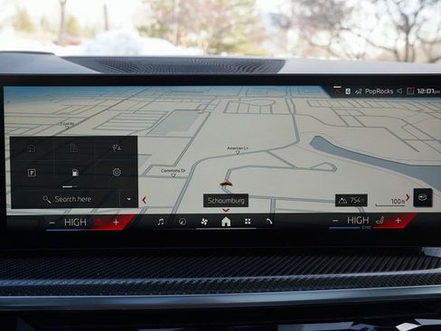 Used 2026 BMW X7 M60i image 19