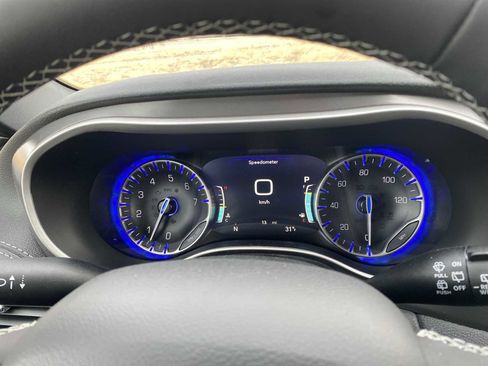 New 2026 Chrysler Pacifica Select image 28