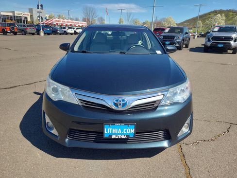 Used 2012 Toyota Camry XLE w/ Leather Pkg image 14