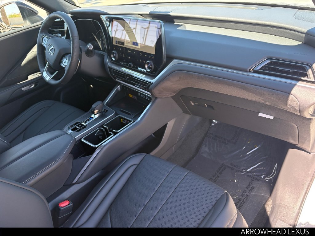New 2026 Lexus TX 500h AWD image 11