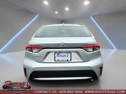 Used 2020 Toyota Corolla LE image 5