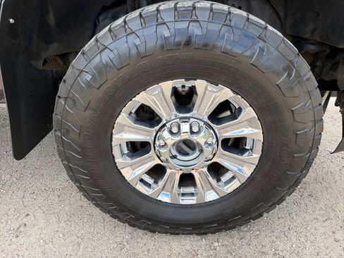 Used 2019 Ford F250 XLT w/ XLT Premium Package AWD/4WD image 30