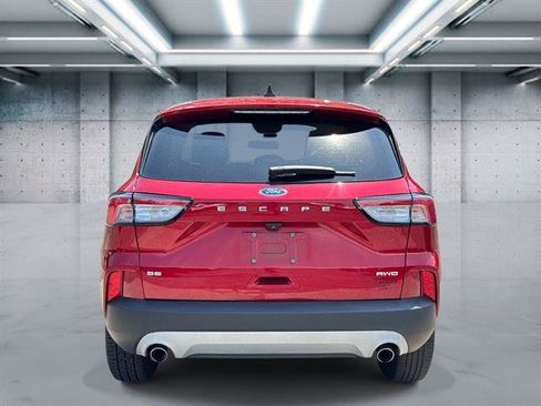 Used 2022 Ford Escape SE w/ Cold Weather Package AWD/4WD image 25