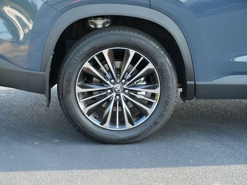 Used 2026 Toyota Grand Highlander AWD Hybrid image 11