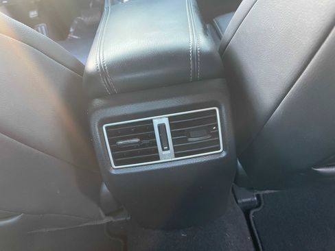 Used 2016 Nissan Maxima 3.5 SV image 13