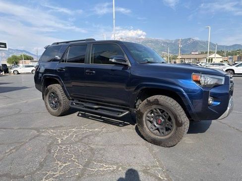 Used 2023 Toyota 4Runner TRD Off-Road Premium w/ Off Road Premium Plus Package AWD/4WD image 3