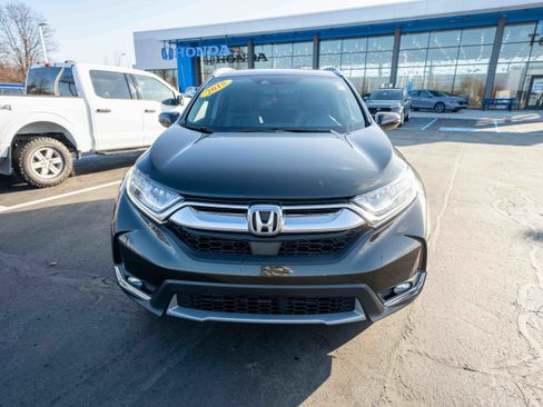 Used 2018 Honda CR-V Touring image 2