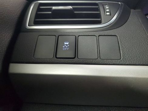 Used 2017 Toyota Camry SE FWD image 33