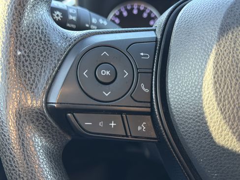 Used 2019 Toyota RAV4 XLE image 12