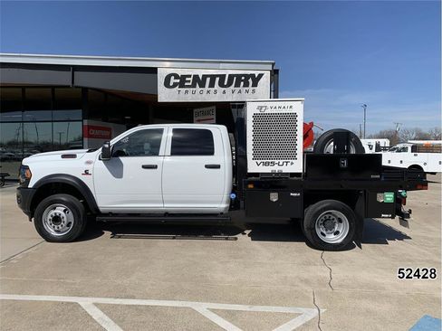 Used 2024 RAM 5500 Tradesman w/ Safety Group image 4