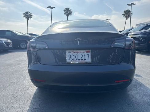 Used 2022 Tesla Model 3 image 5