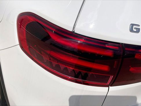 New 2025 Mercedes-Benz GLB 250 image 14