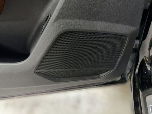 Used 2019 Audi Q3 2.0T Premium Plus w/ Premium Plus Package image 21