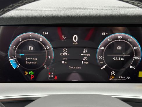 New 2026 Volkswagen Tiguan SE AWD/4WD image 23