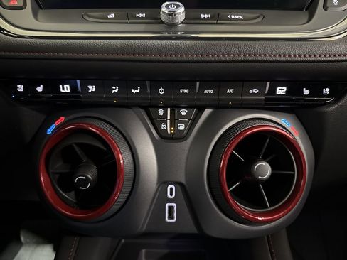 Used 2023 Chevrolet Blazer RS w/ Driver Confidence II Package FWD image 17