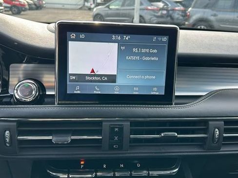 Used 2022 Lincoln Corsair Standard w/ Equipment Group 101A image 20