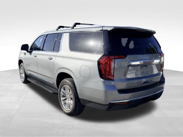 Used 2023 GMC Yukon XL SLT w/ SLT Luxury Package AWD/4WD image 7