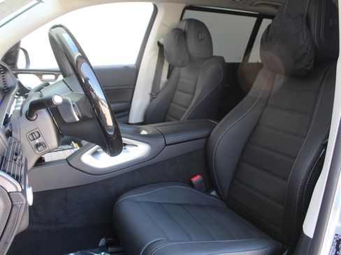 Used 2026 Mercedes-Benz GLS 450 GLS 450 image 16