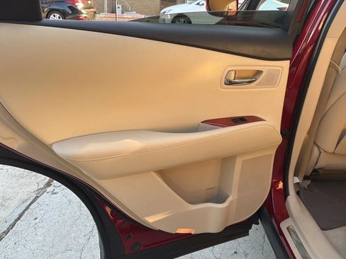 Used 2011 Lexus RX 350 AWD w/ Premium Pkg image 18