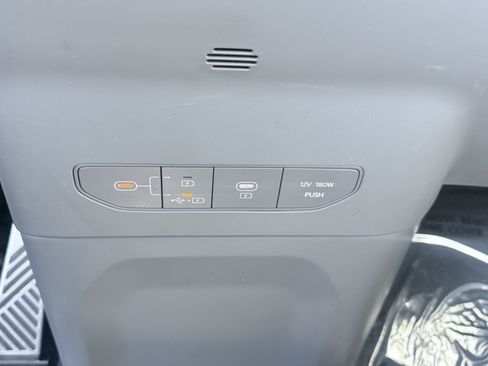 Used 2024 Kia EV9 GT-Line AWD/4WD image 72