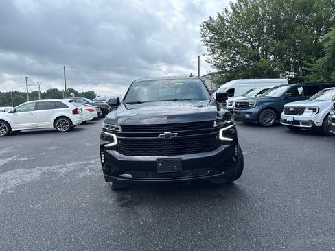 Used 2024 Chevrolet Tahoe RST w/ Luxury Package AWD/4WD image 2