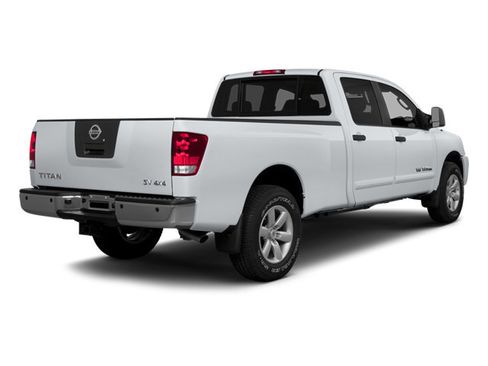 Used 2014 Nissan Titan PRO-4X w/ Pro-4x Luxury Package AWD/4WD image 6