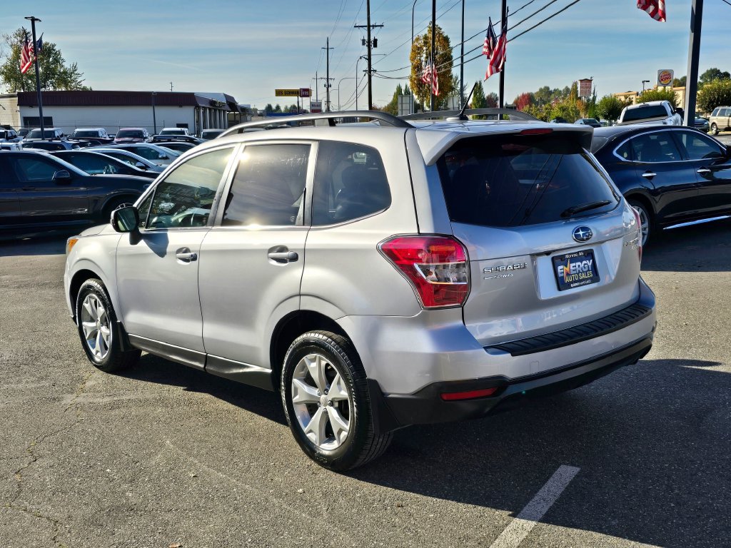 Used 2014 Subaru Forester 2.5i Touring AWD/4WD image 5