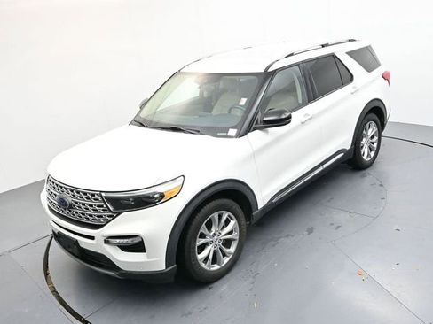 Used 2021 Ford Explorer Limited w/ Equipment Group 301A image 32