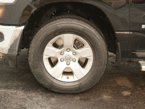 Used 2021 RAM 1500 Big Horn image 6