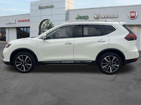 Used 2018 Nissan Rogue SL w/ Premium Package AWD/4WD image 3