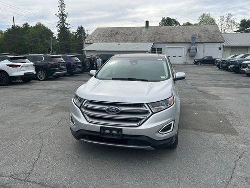 Used 2018 Ford Edge Titanium w/ Equipment Group 302A AWD/4WD image 4