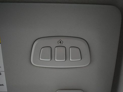 Used 2025 Ford Mustang Mach-E Premium image 36